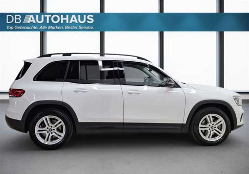 Mercedes-Benz GLB 250, 2022