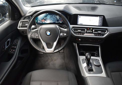 BMW 320, 2021 2