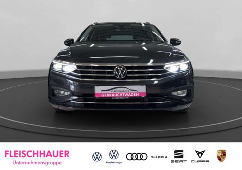 Volkswagen Passat, 2023