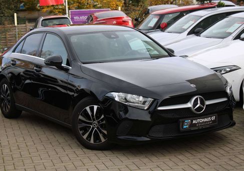 Mercedes-Benz A 200, 2022