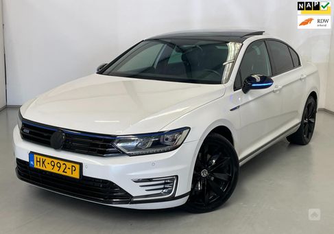 Volkswagen Passat, 2015