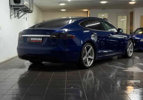 Tesla Model S, 2018 3
