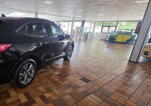 Ford Kuga, 2021