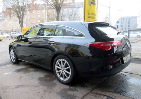 Mercedes-Benz CLA 180, 2023