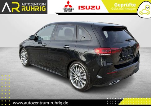 Mercedes-Benz B 200, 2022