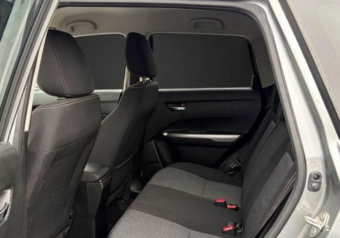 Suzuki Vitara, 2023 3