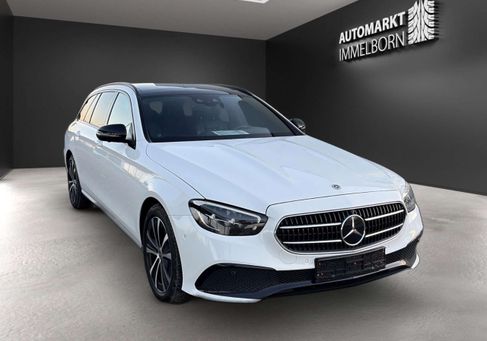 Mercedes-Benz E 300, 2022 2