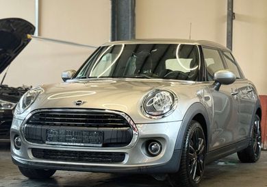 MINI ONE, 2019