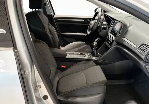 Renault Megane, 2023 3