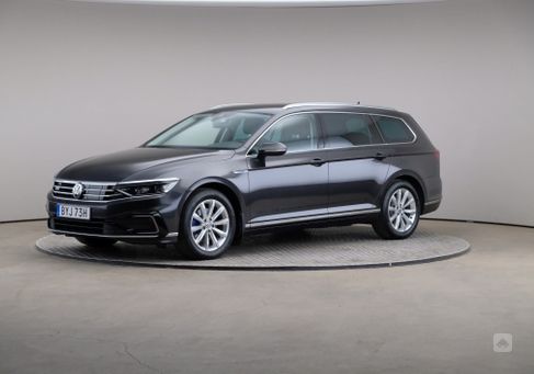 Volkswagen Passat Variant, 2020