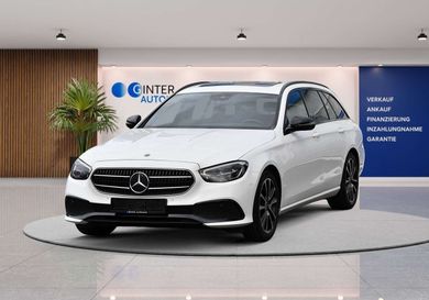 Mercedes-Benz E 220, 2022