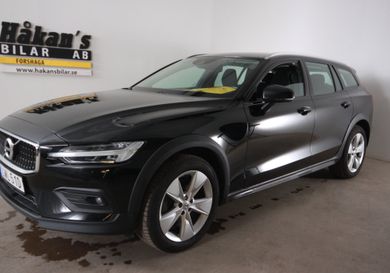 Volvo V60 Cross Country, 2021