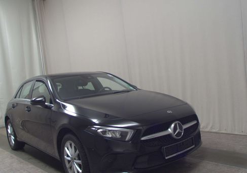 Mercedes-Benz A 250, 2022