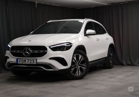 Mercedes-Benz GLA 200, 2024