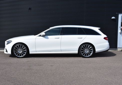 Mercedes-Benz E 200, 2019 3