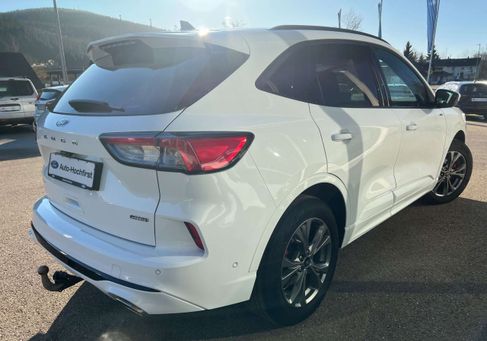 Ford Kuga, 2021
