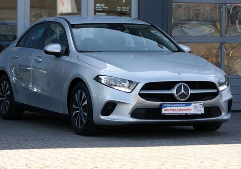 Mercedes-Benz A 180, 2020