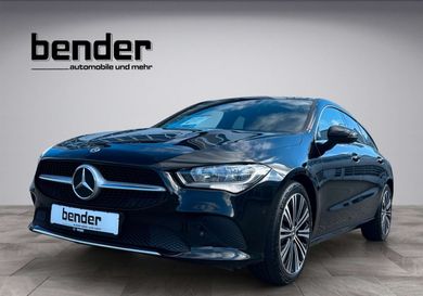 Mercedes-Benz CLA 180, 2022