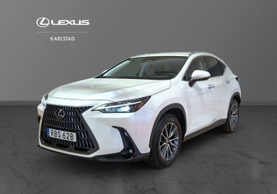 Lexus NX, 2025