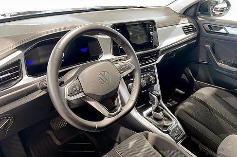 Volkswagen T-Roc, 2024