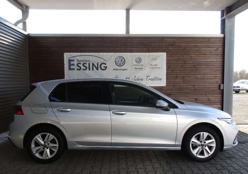 Volkswagen Golf, 2024 2