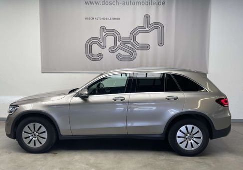 Mercedes-Benz GLC 200, 2022