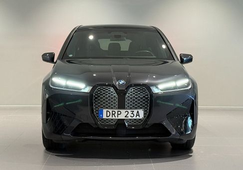 BMW iX, 2022