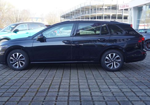 Volkswagen Golf, 2023 3