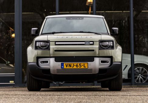 Land Rover Defender, 2021