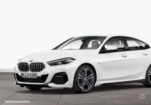 BMW 218, 2020