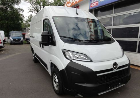 Opel Movano, 2025