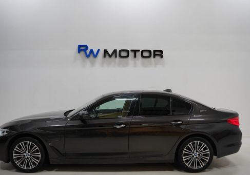 BMW 530, 2018
