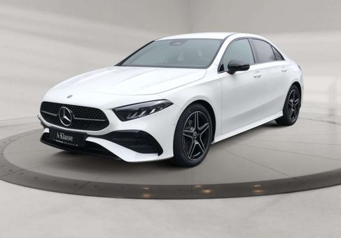 Mercedes-Benz A 180, 2025