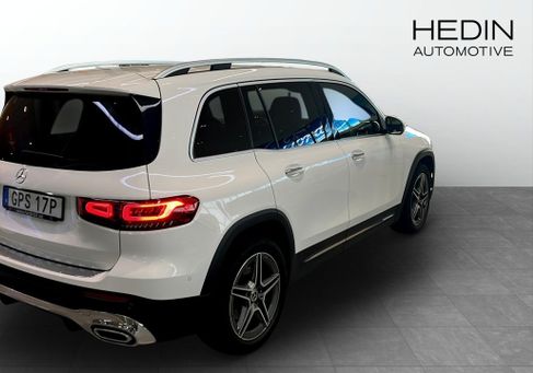 Mercedes-Benz GLB 200, 2021