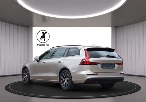 Volvo V60, 2023