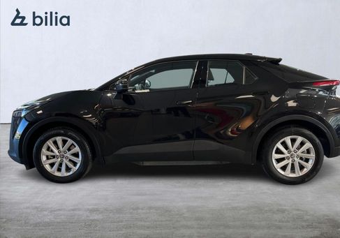 Toyota C-HR, 2025 3