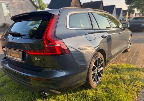 Volvo V60, 2022
