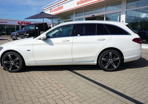 Mercedes-Benz C 300, 2020