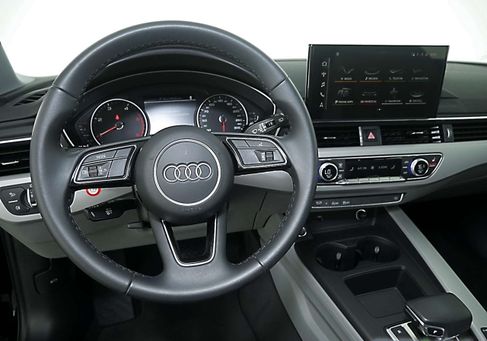 Audi A4, 2023