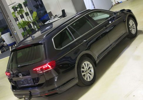 Volkswagen Passat Variant, 2022 3
