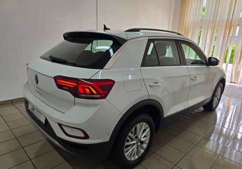 Volkswagen T-Roc, 2024