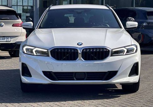 BMW 318, 2023