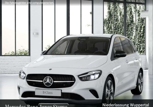 Mercedes-Benz B 200, 2026