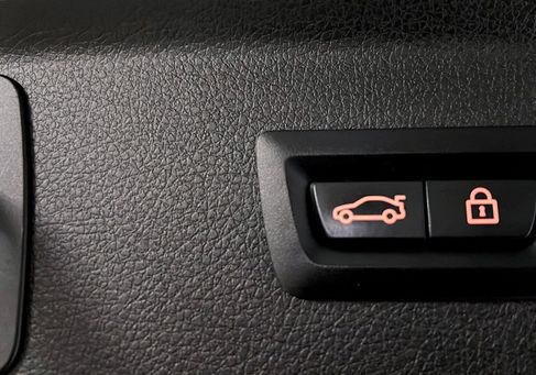 BMW 225 Active Tourer, 2018