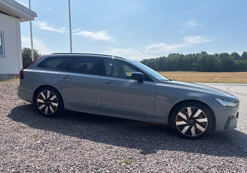 Volvo V90, 2024