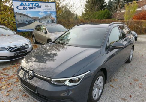 Volkswagen Golf, 2022