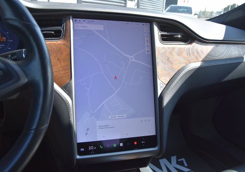 Tesla Model S, 2020 3