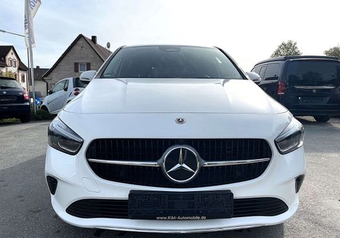 Mercedes-Benz B 180, 2024
