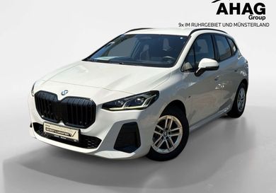BMW 220, 2025