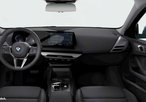 BMW 120, 2024